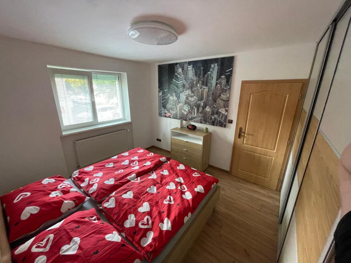 Apartman Daxnerko - Samostatny Dvojpokojovy Byt Братислава Экстерьер фото