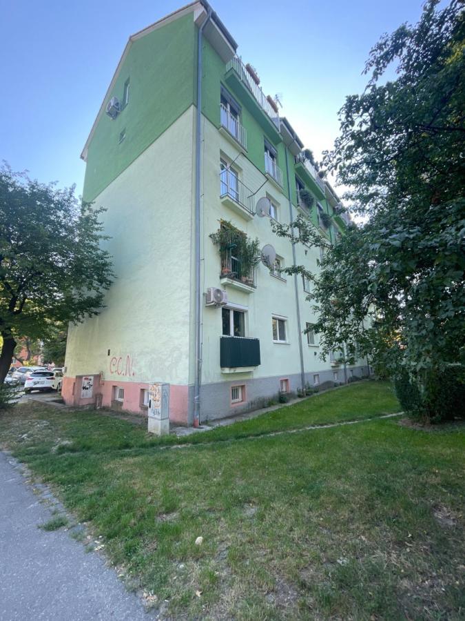 Apartman Daxnerko - Samostatny Dvojpokojovy Byt Братислава Экстерьер фото